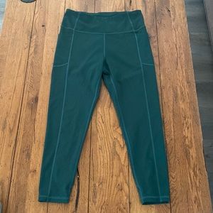 Victoria’s Secret pocket leggings NWOT